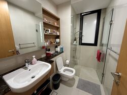 The Trilinq (D5), Condominium #577180691